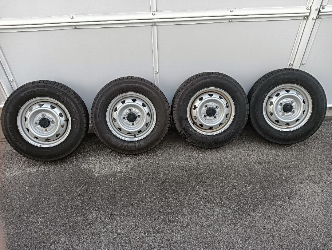 ②YOKOHAMA 145/80R12　鉄ホイル
