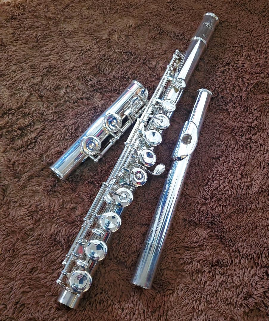 【美品】パールフルート PF-525 タンポ交換済 Eメカ付リッププレート銀製