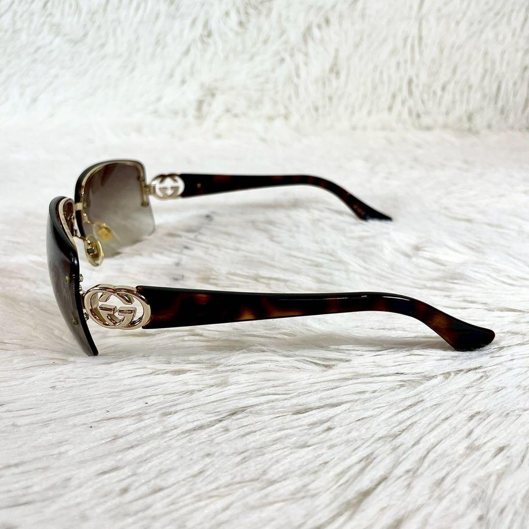 美品　GUCCI　サングラス　GG2804　GGロゴ　ブラウンレンズ・テンプル