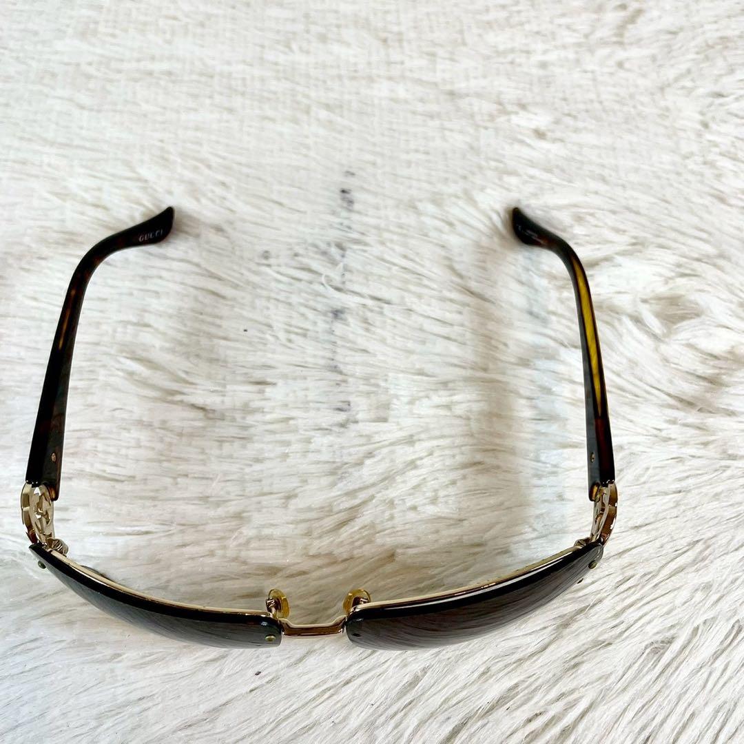 美品　GUCCI　サングラス　GG2804　GGロゴ　ブラウンレンズ・テンプル