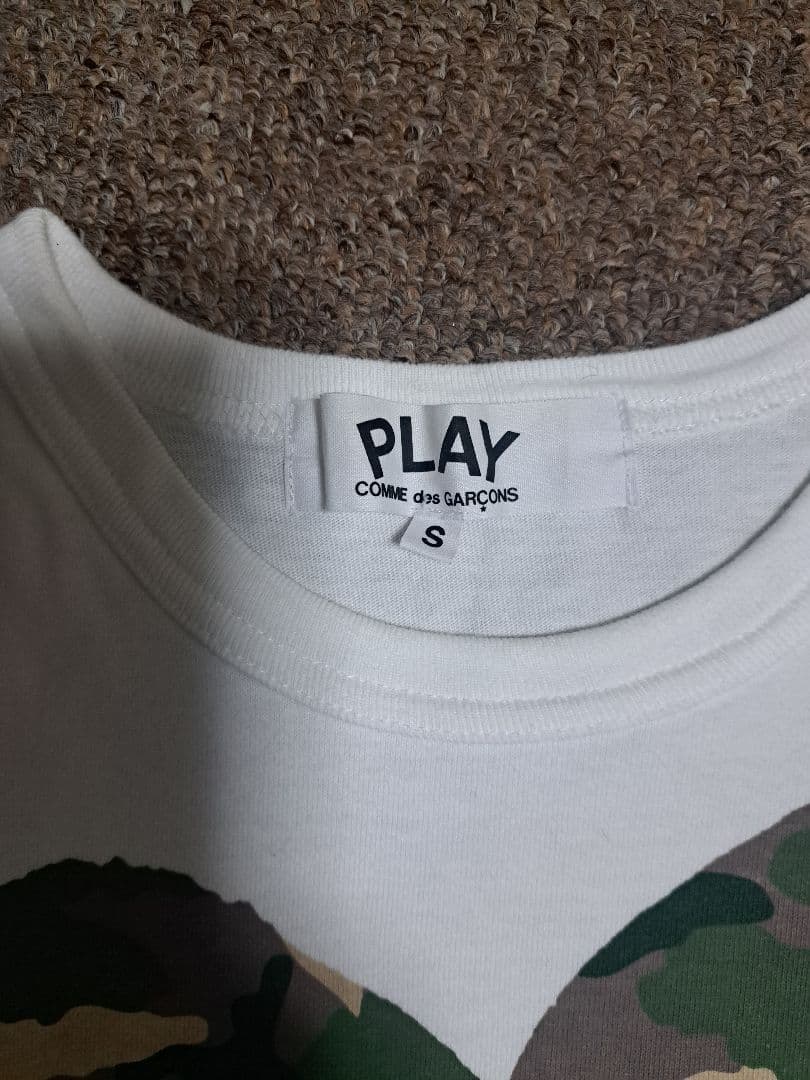 COMME des GARÇONS TシャツSサイズ