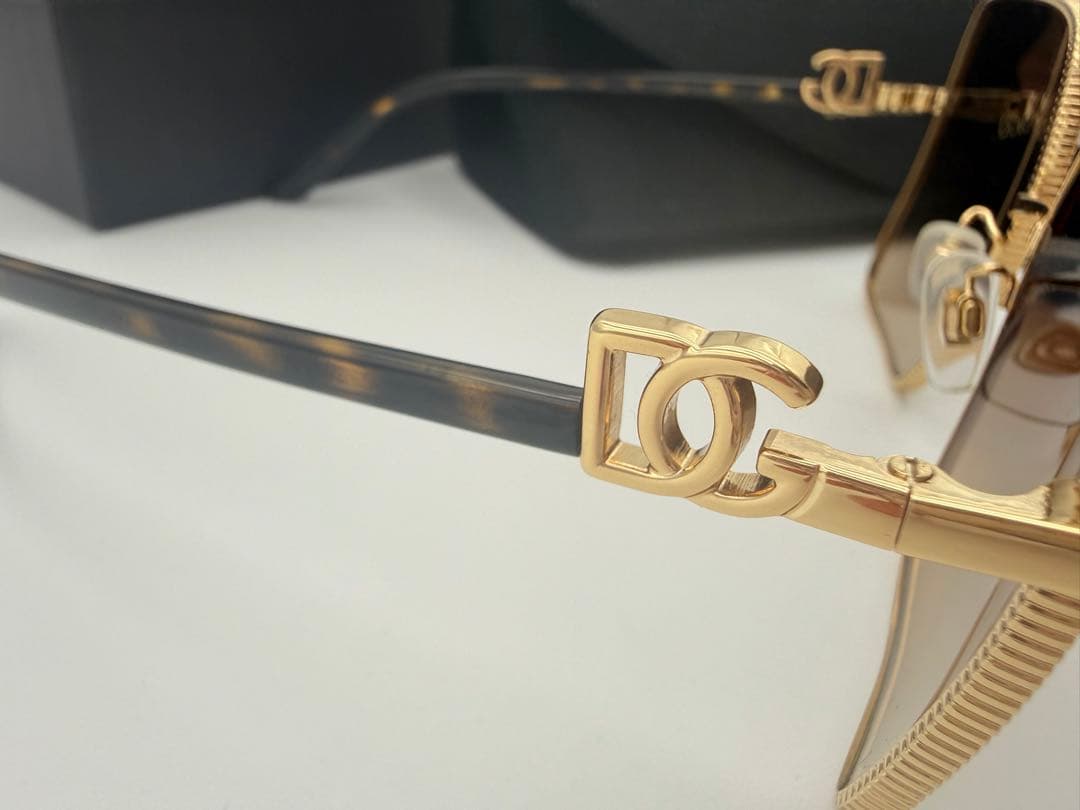 DOLCE&GABBANAサングラス ゴールドフレーム ブラウングラデーション