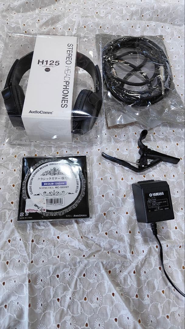 本日限りヤマハ サイレントギター 100 S6弦ギター付属品多数