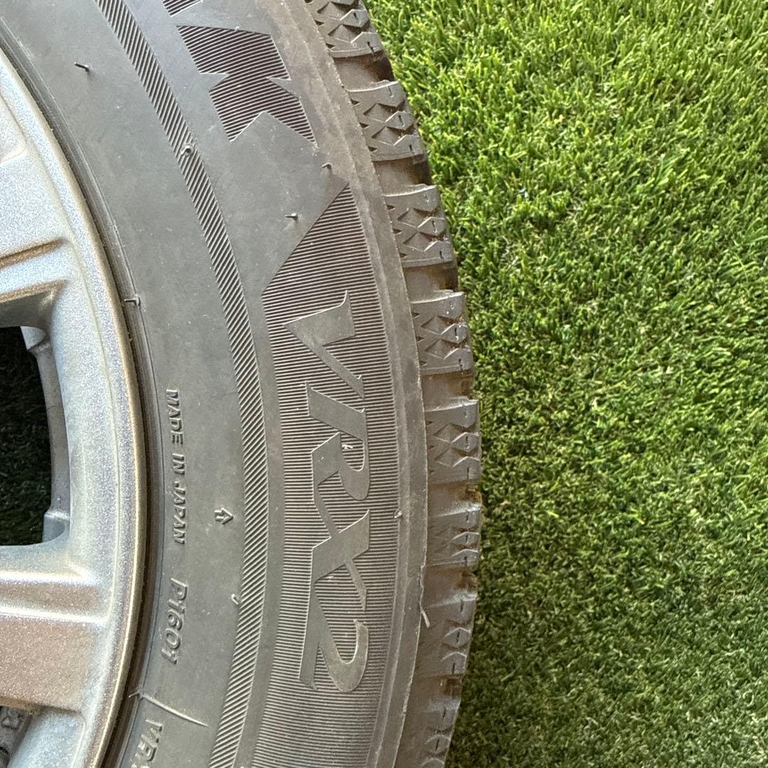 スタッドレスタイヤ　AW付き4本　ブリヂストン VRX2Z 175/65R15