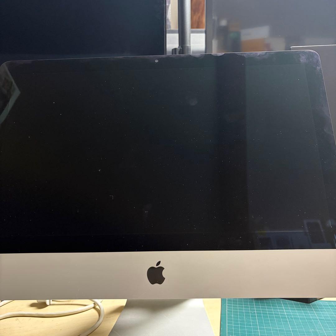 Apple iMac 21.5インチ 2017 動作確認済