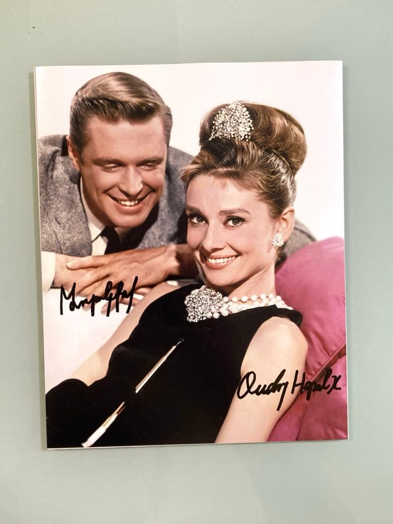 オードリー・ヘプバーンとジョージペパード直筆サイン入り超大型写真…