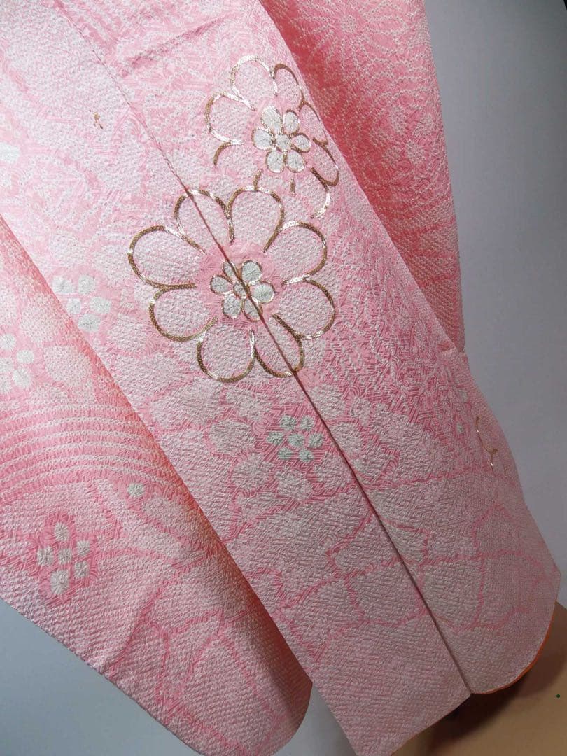 逸品 振袖 総絞り 鹿子絞り 金駒刺繍 花文様 流水文様 絹のダイヤモンド