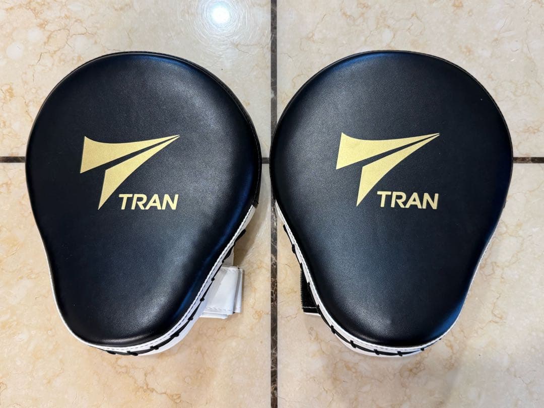adidas製 ボクシンググローブ&レガース&TRANパンチングミット3点セット