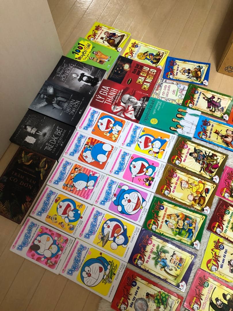 ベトナム語　本　洋書　漫画　マンガ　人気