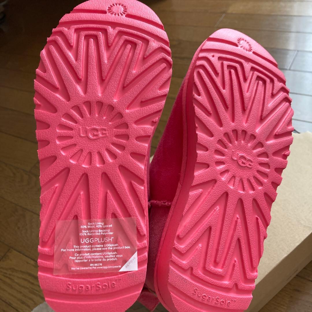 新品未使用 UGG W Classic Ultra Mini Boots