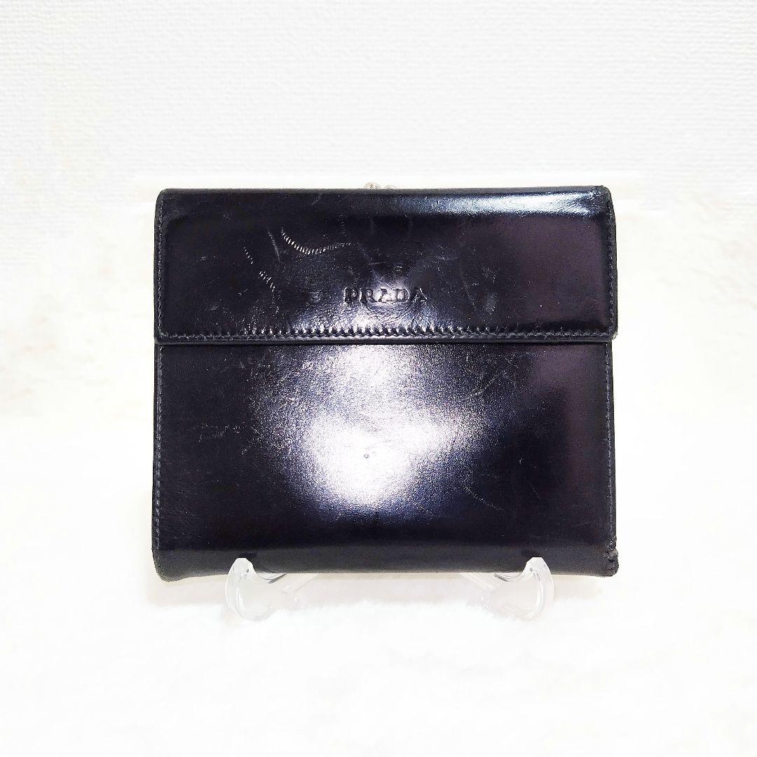 プラダ PRADA 二つ折り財布 パテントレザー エナメル がま口