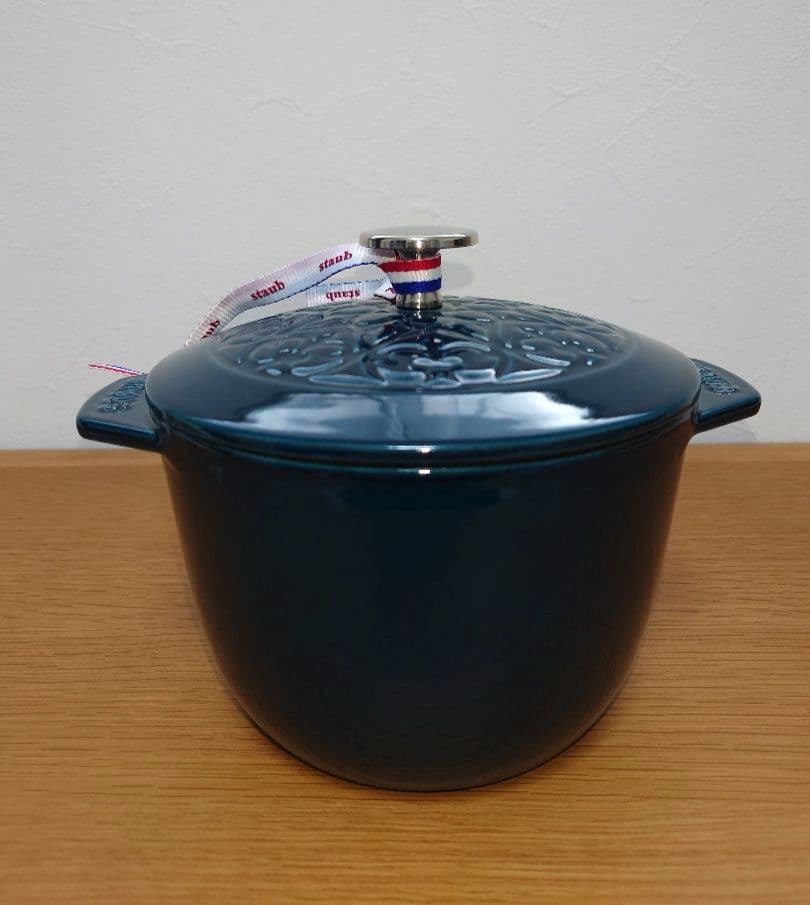 STAUB ラ・ココット de GOHAN リリー　ラ・メール 16 cm