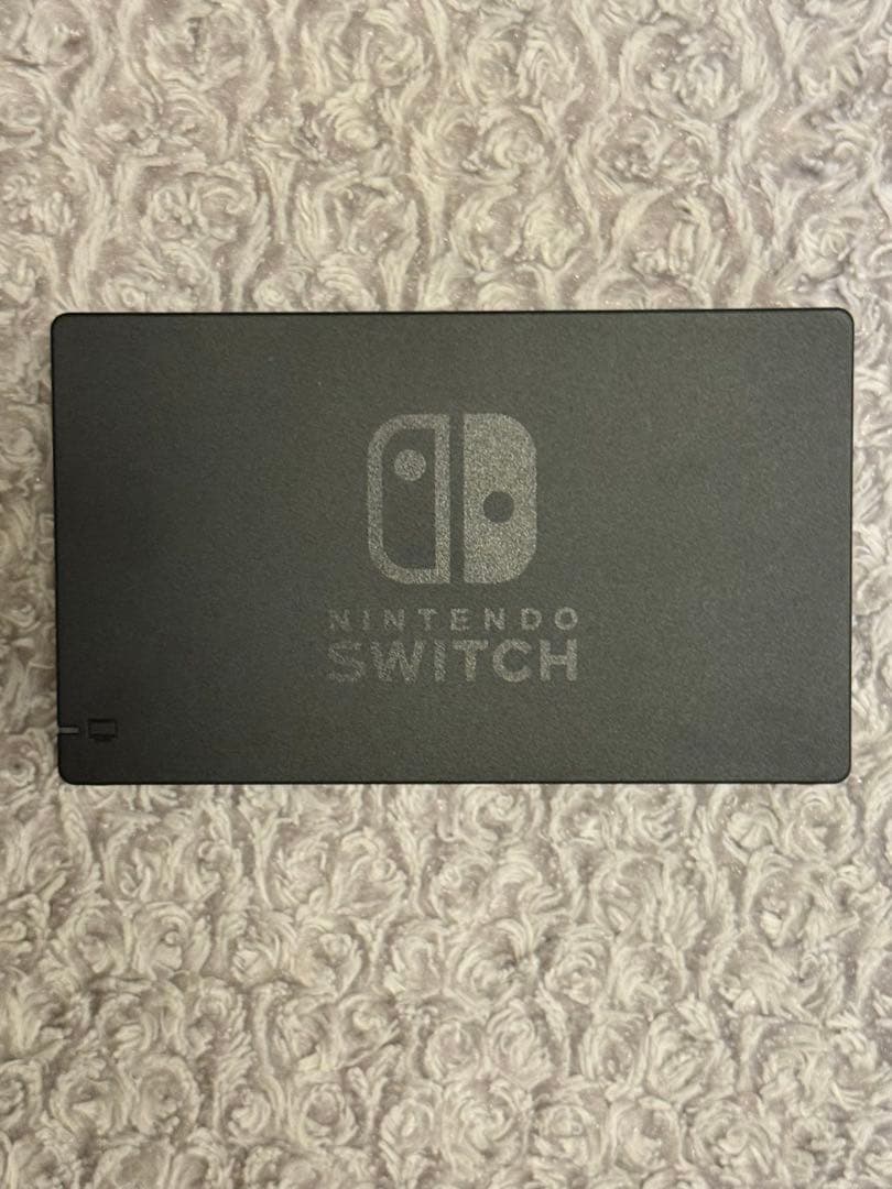美品！Nintendo Switch 本体（青/赤）