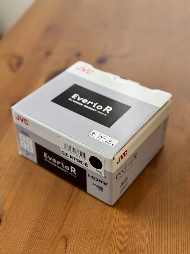 JVC Everio R GZ-R75K-B ケース 保護レンズ付