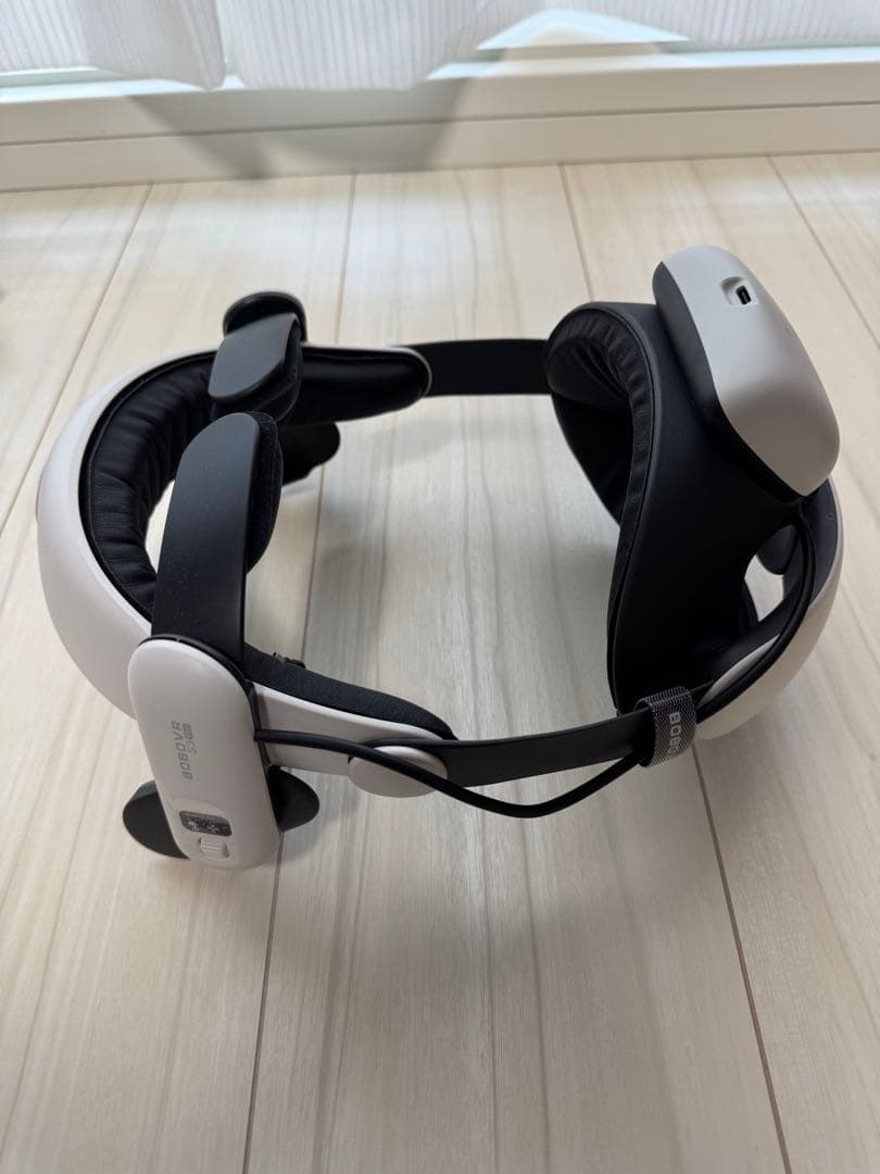  Quest 3 512GB 本体＋BOBOVR＋KIWIストラップ