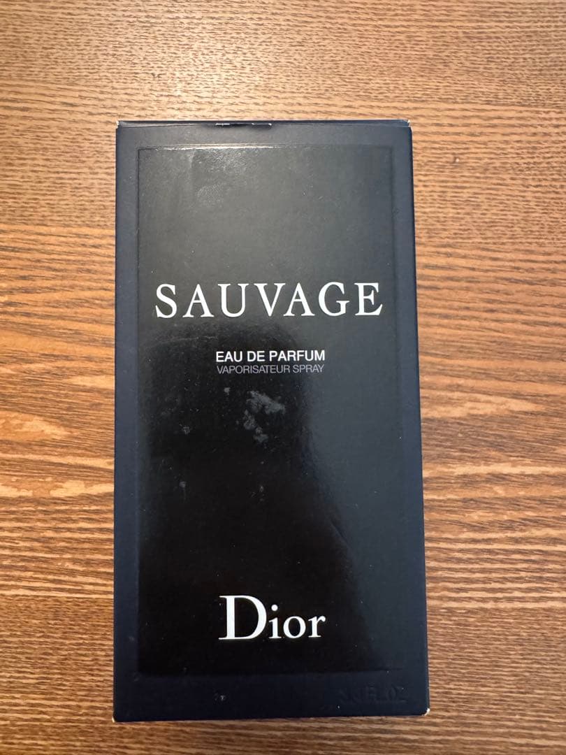 Dior SAUVAGE Eau de Parfum 100ml 残り9割ほど