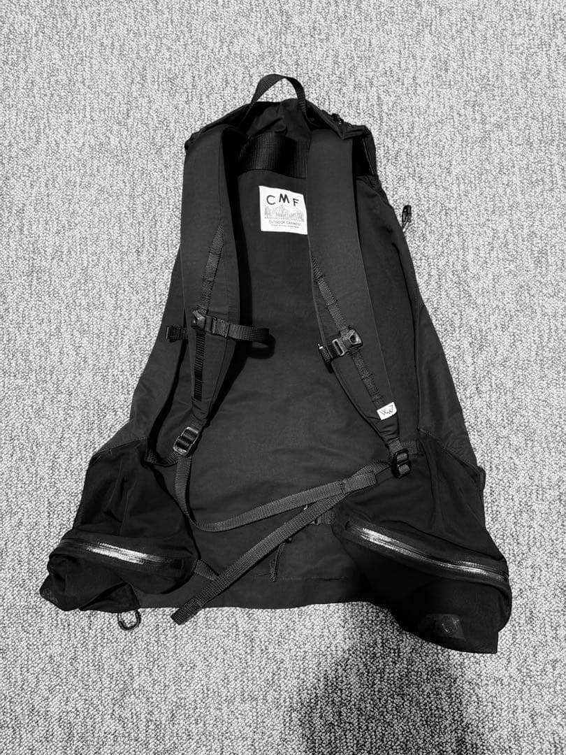 【完売・希少】CMF / STEP OUT VEST (CMF)