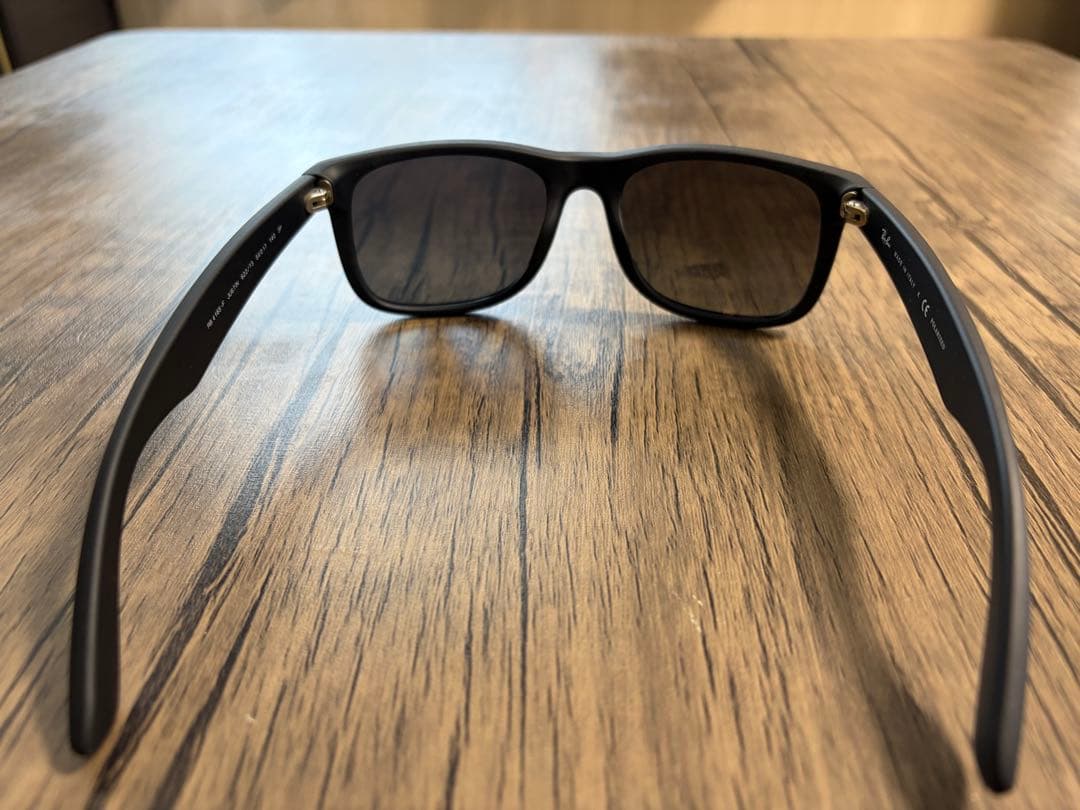 Ray-Ban Justin サングラス