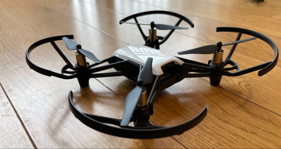 DJI Tello ドローン ブーストコンボ バッテリー3個 ケース付き