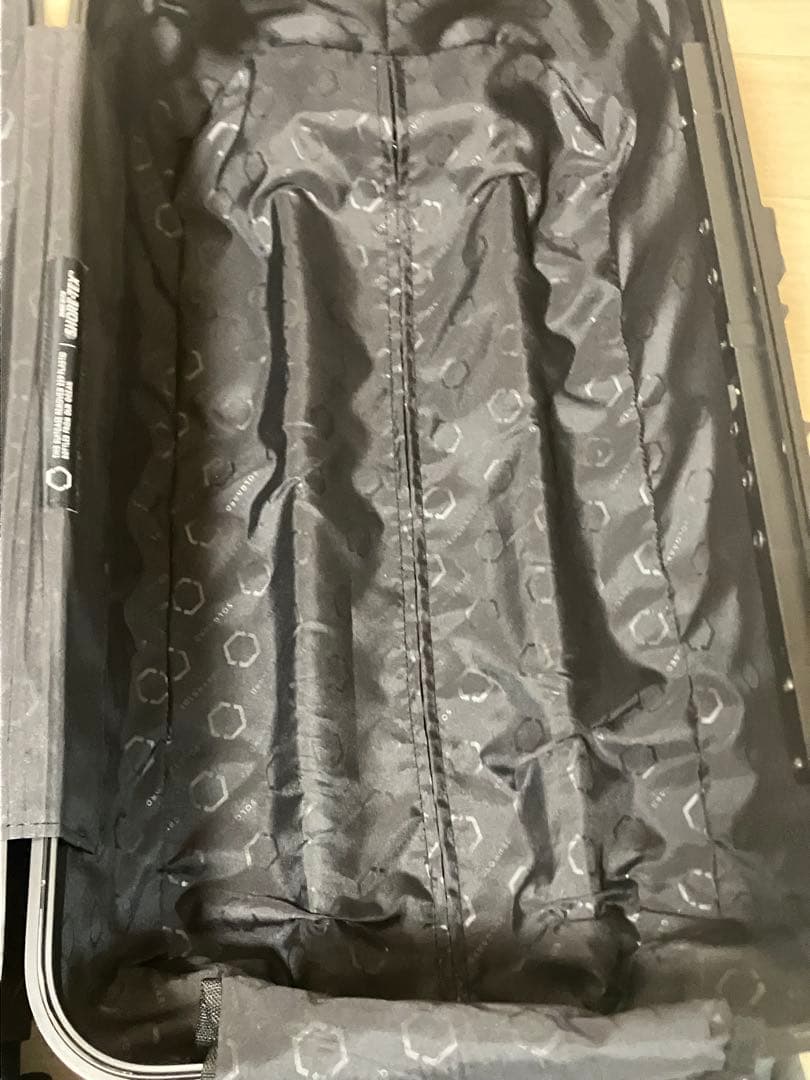 SOLGAARD Trunk Closet M 60L 時短スーツケース 黒