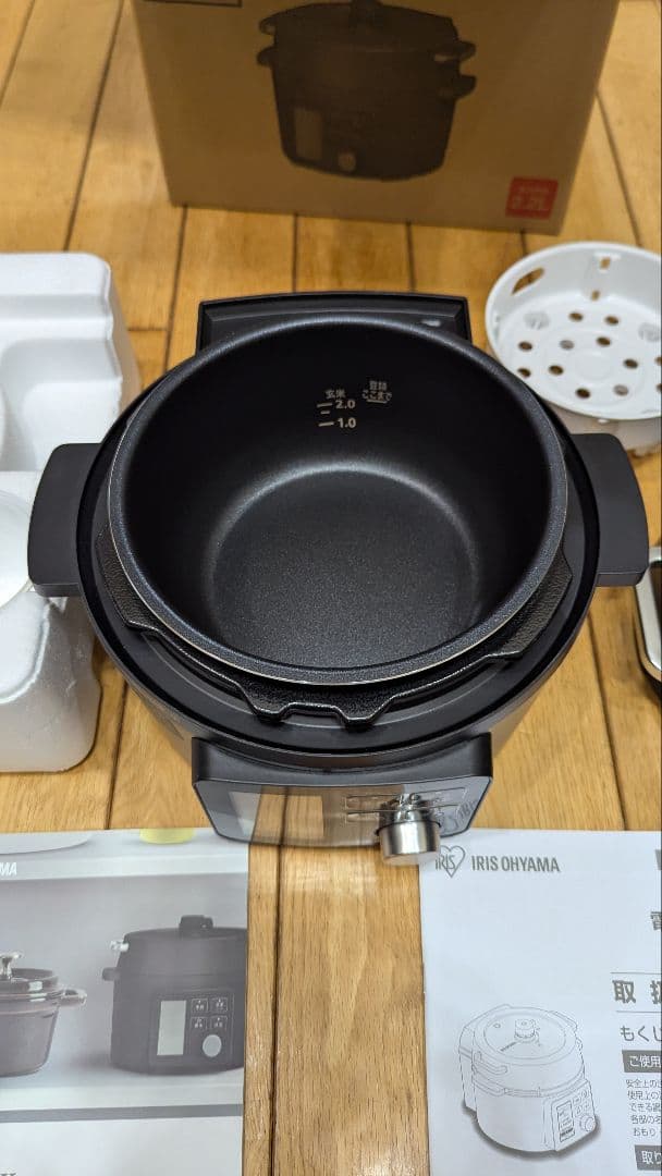 未使用品 IRIS OHYAMA 電気圧力鍋 PMPC-MA2 黒