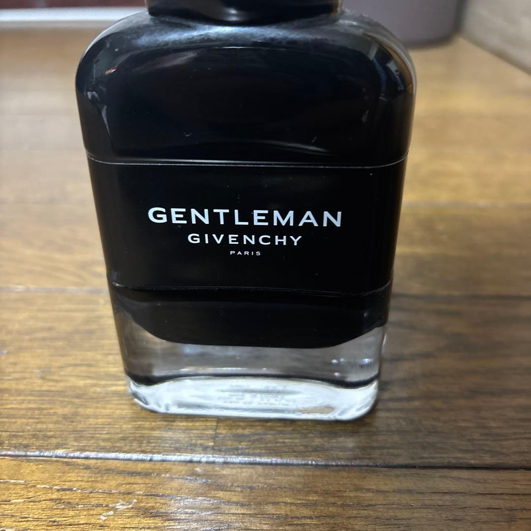 GIVENCHY GENTLEMAN 100ml 香水