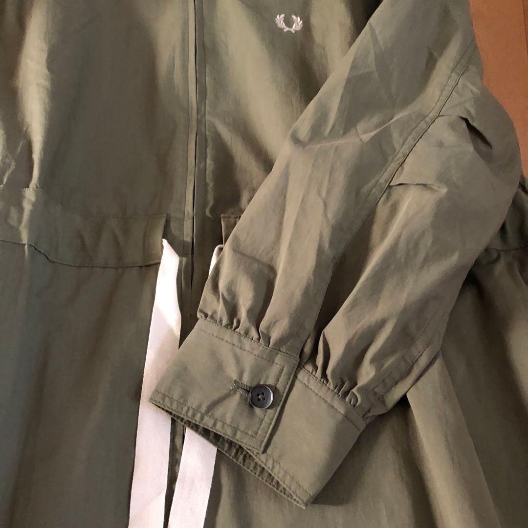 FRED PERRY フード付きロングコート