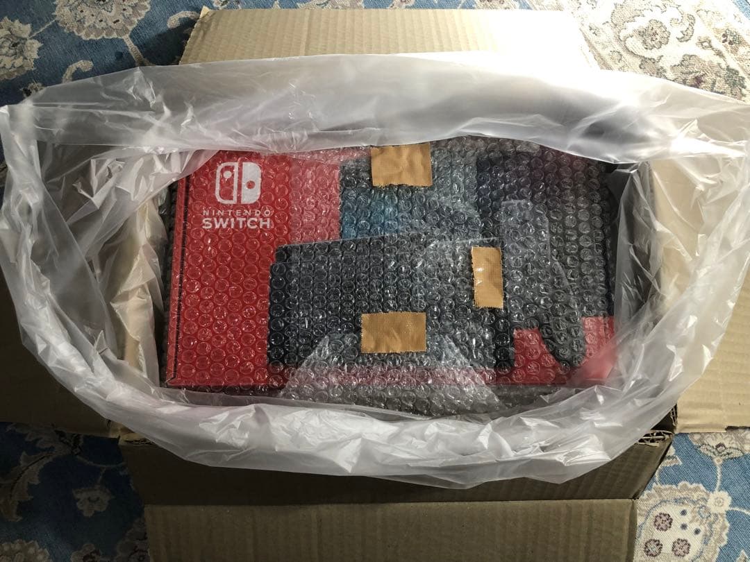 Nintendo Switch(新型)+SDカード　スイッチ　初代　本体　グレー