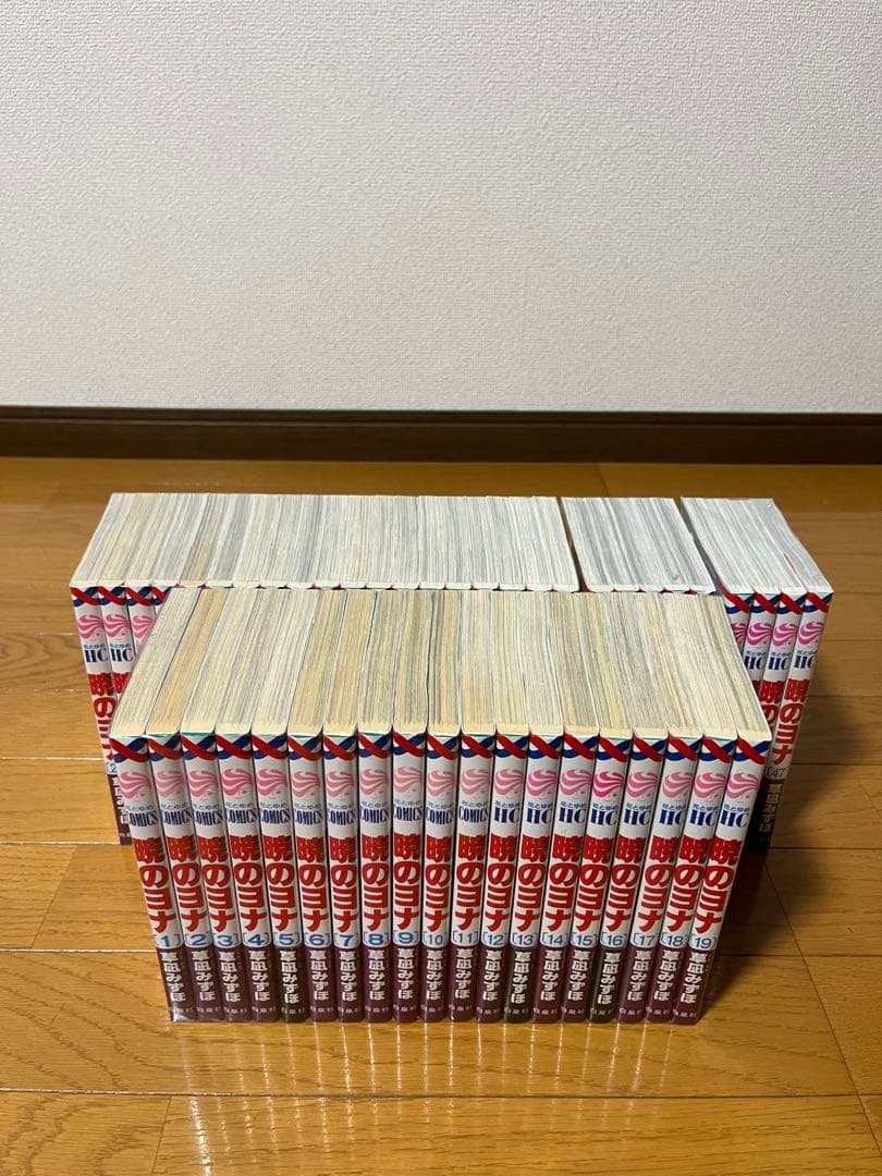 暁のヨナ　1〜47巻　全巻セット　➕　ファンブック　新品未開封1冊有り
