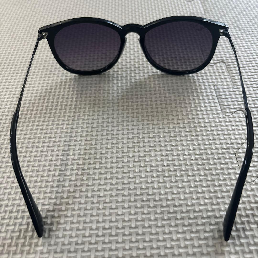 レイバン　サングラス　エリカ