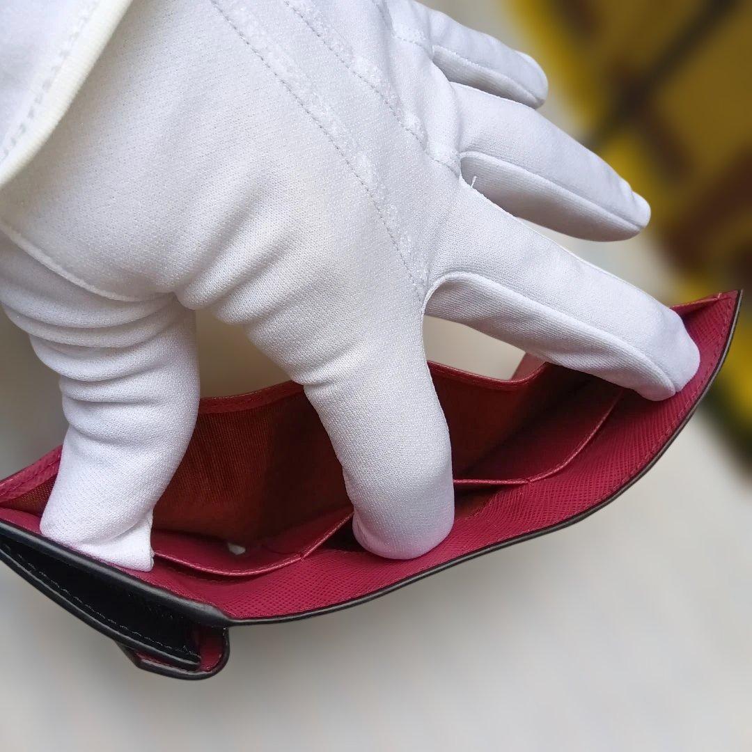 ユ*ー様 ⭕️PRADA 三つ折り財布 黒【極美品】
