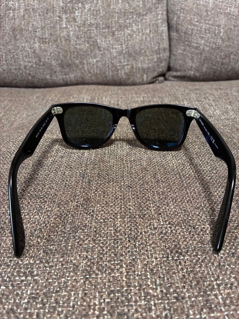 Ray-Ban ブラック サングラス ウェイファーラー