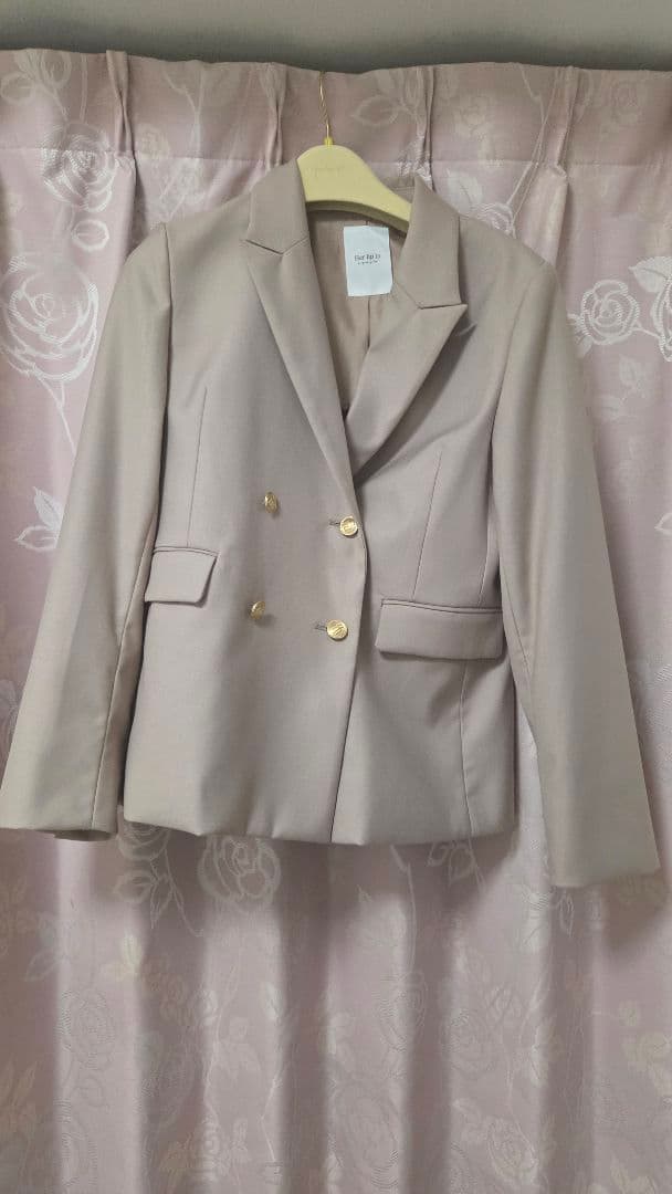 ジャケット・アウター herlipto Trois Gold Button Blazer beige