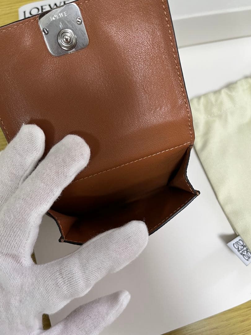 【LOEWE】ロエベ　アナグラム ウォレット（三つ折り財布）