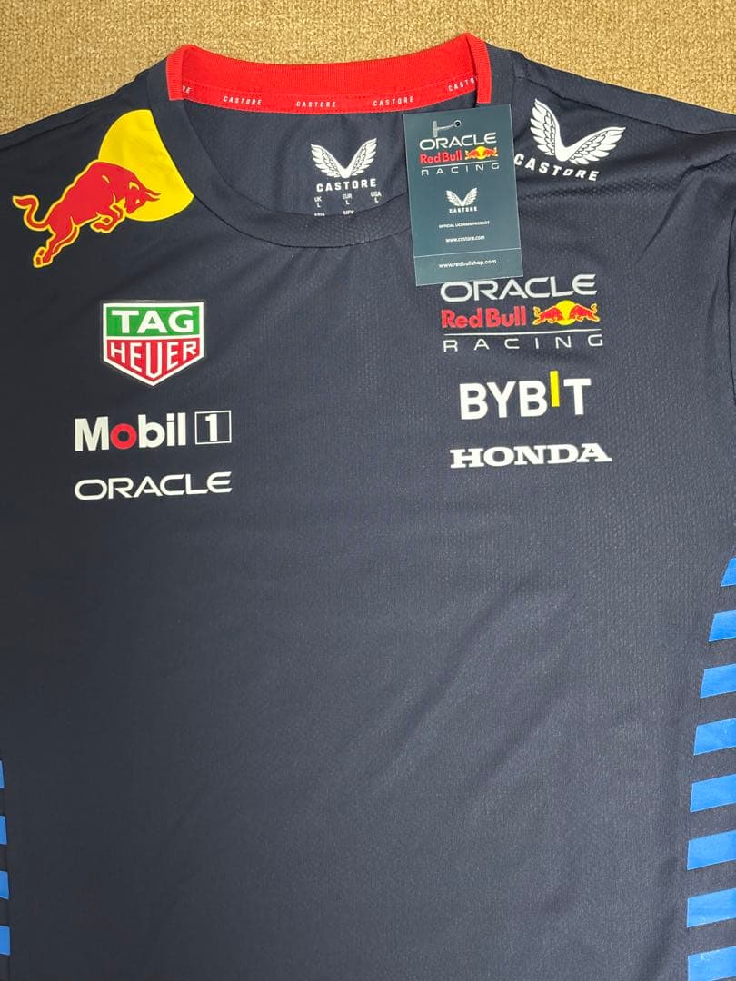 カストーレ社製2024Red Bull Racing チームTシャツ ネイビー