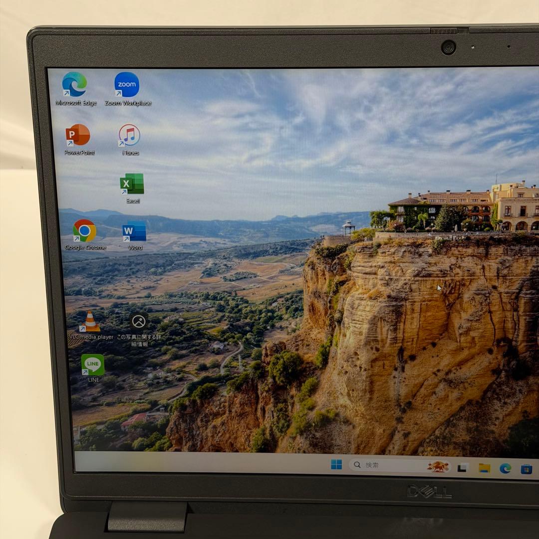 Windowsノート本体 09.Latitude3520 / i5-11/ 16GB/ 512GB