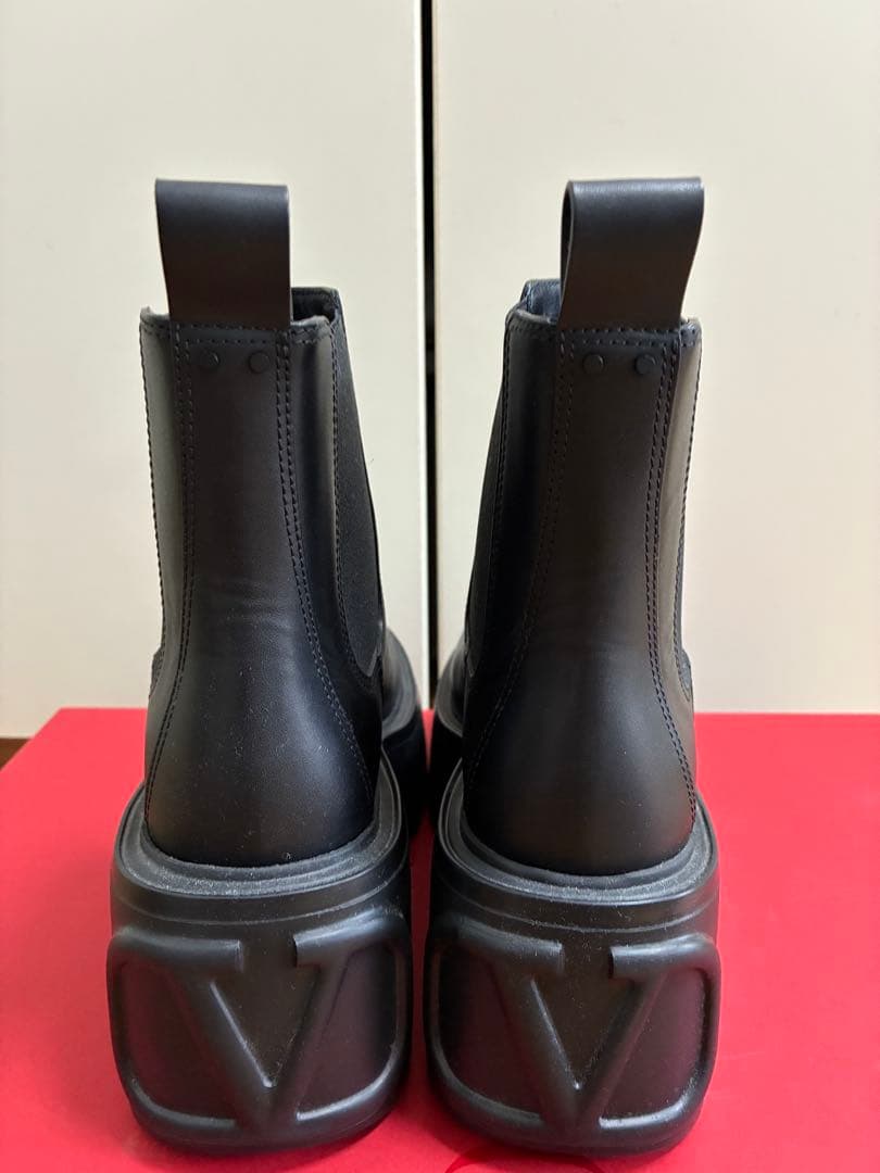 新品未使用】ヴァレンティノ　ショートブーツ