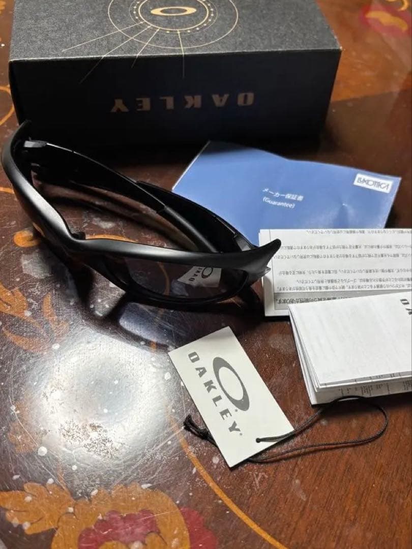 oakley straight jacket サングラス　io着用