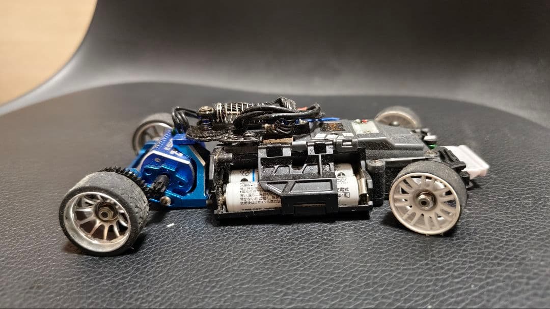 ツル　ミニッツ　Mr-04ジャンク品　コントローラー付き