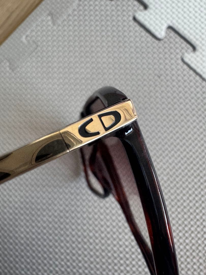【Christian Dior】ブラウン スクエア サングラス
