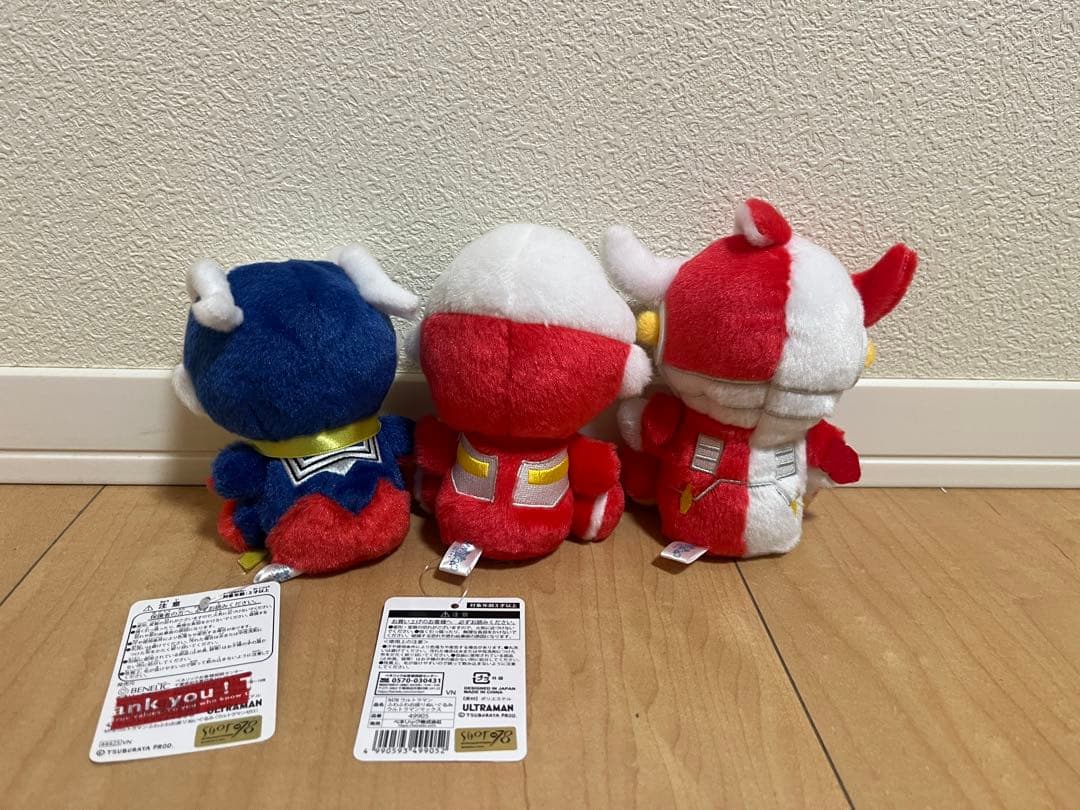 d*9様 ウルトラマンゼロ など ふわぬい お座りぬいぐるみ ウルトラマン