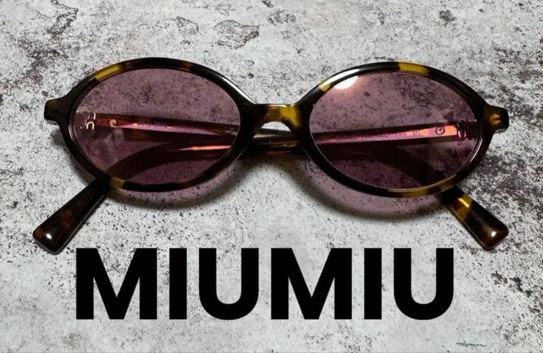タイムセール中。MIUMIU レディーサングラス