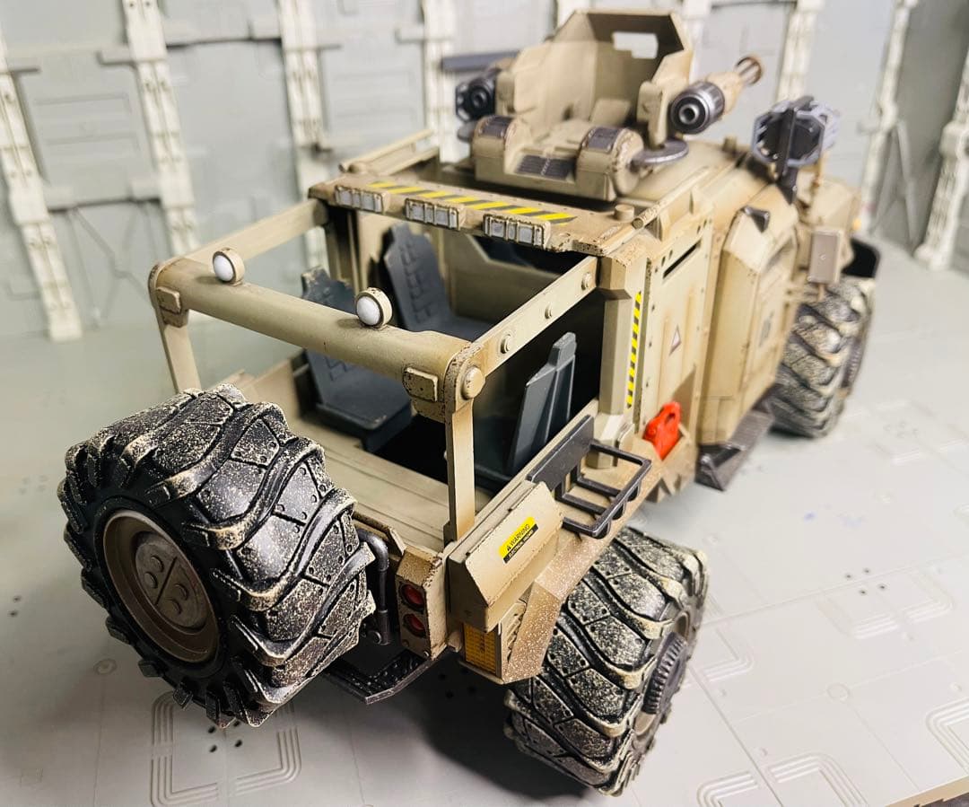 【週末特価】JoyToy 1/18 サイクロン アサルト アーマードカー