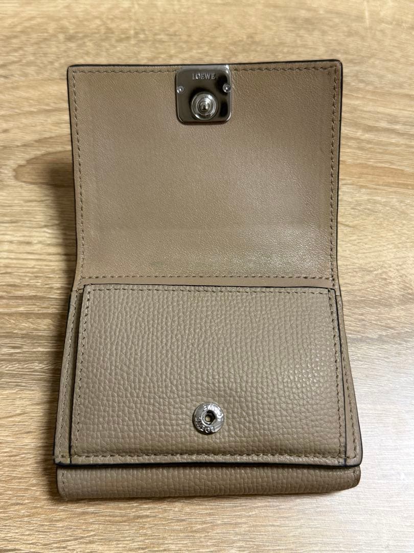 LOEWE 三つ折り 財布