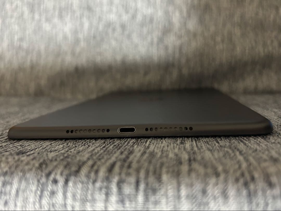 iPad mini 5 本体 バッテリー100% 第５世代 Wi-Fiモデル