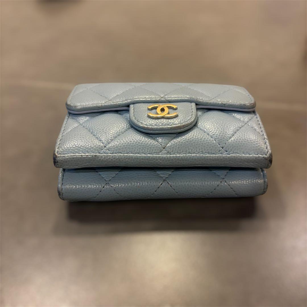 CHANEL 水色 三つ折り財布 キャビアスキン マトラッセ ブルー ウォレット