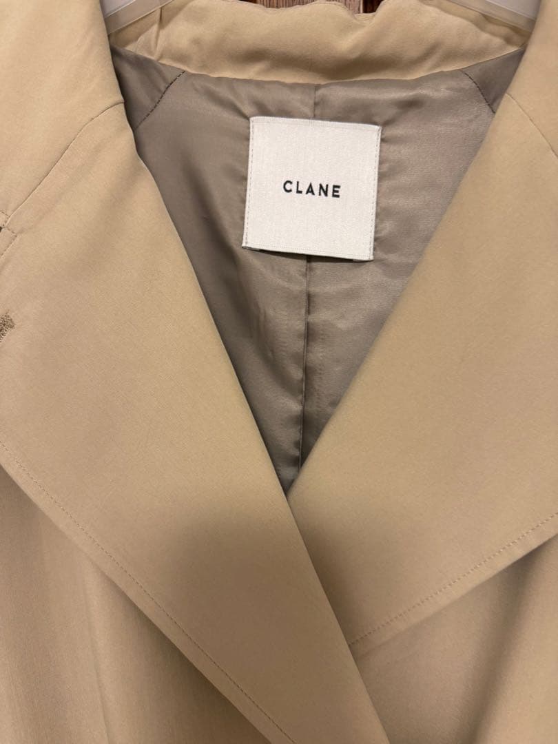 ジャケット・アウター CLANE BACK GATHER DRESS TRENCH COAT