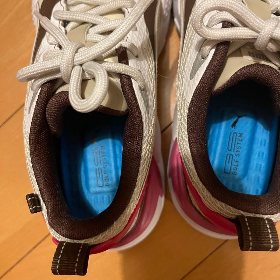 【ほぼ新品】防水 PUMAゴルフレディースシューズ23.0