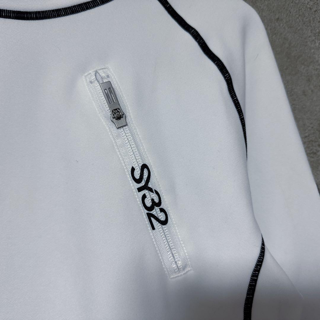 SY32 エスワイサーティトゥ ハイネック ロゴ 長袖 トップス ホワイト M