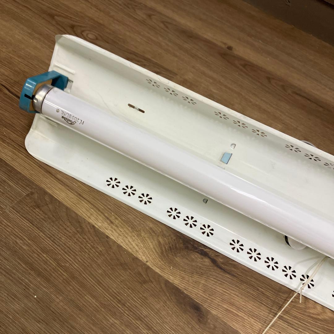 D-2 当時物 レトロ 日立 吊り下げ式 蛍光灯器具 スターライト215G 家電
